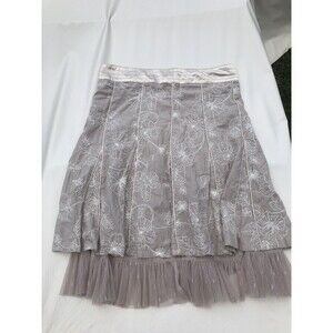 Veeca Floral Embroidered Layered Lace Skirt Size Medium Hankerchief